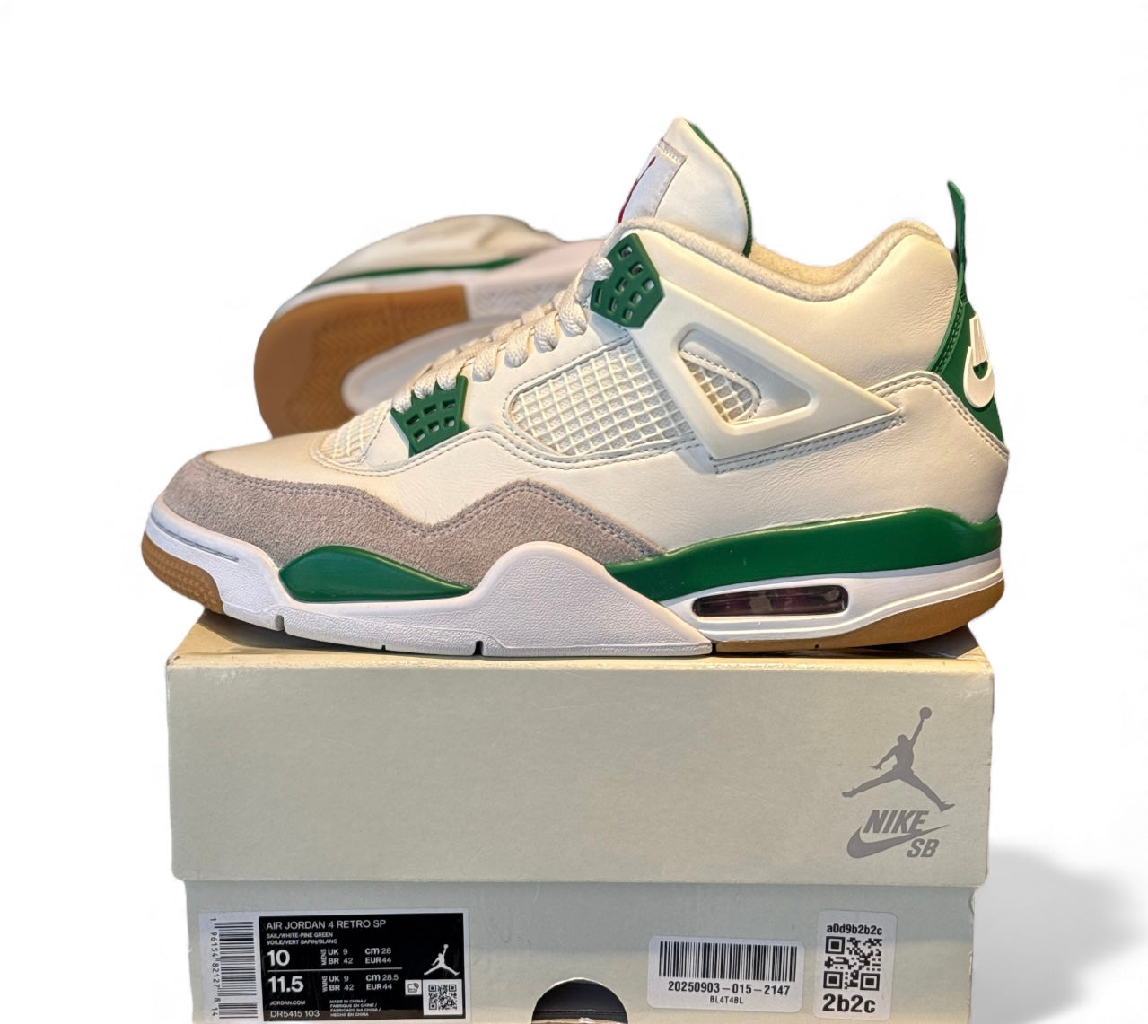 Jordan 4 Sb Pine Green
