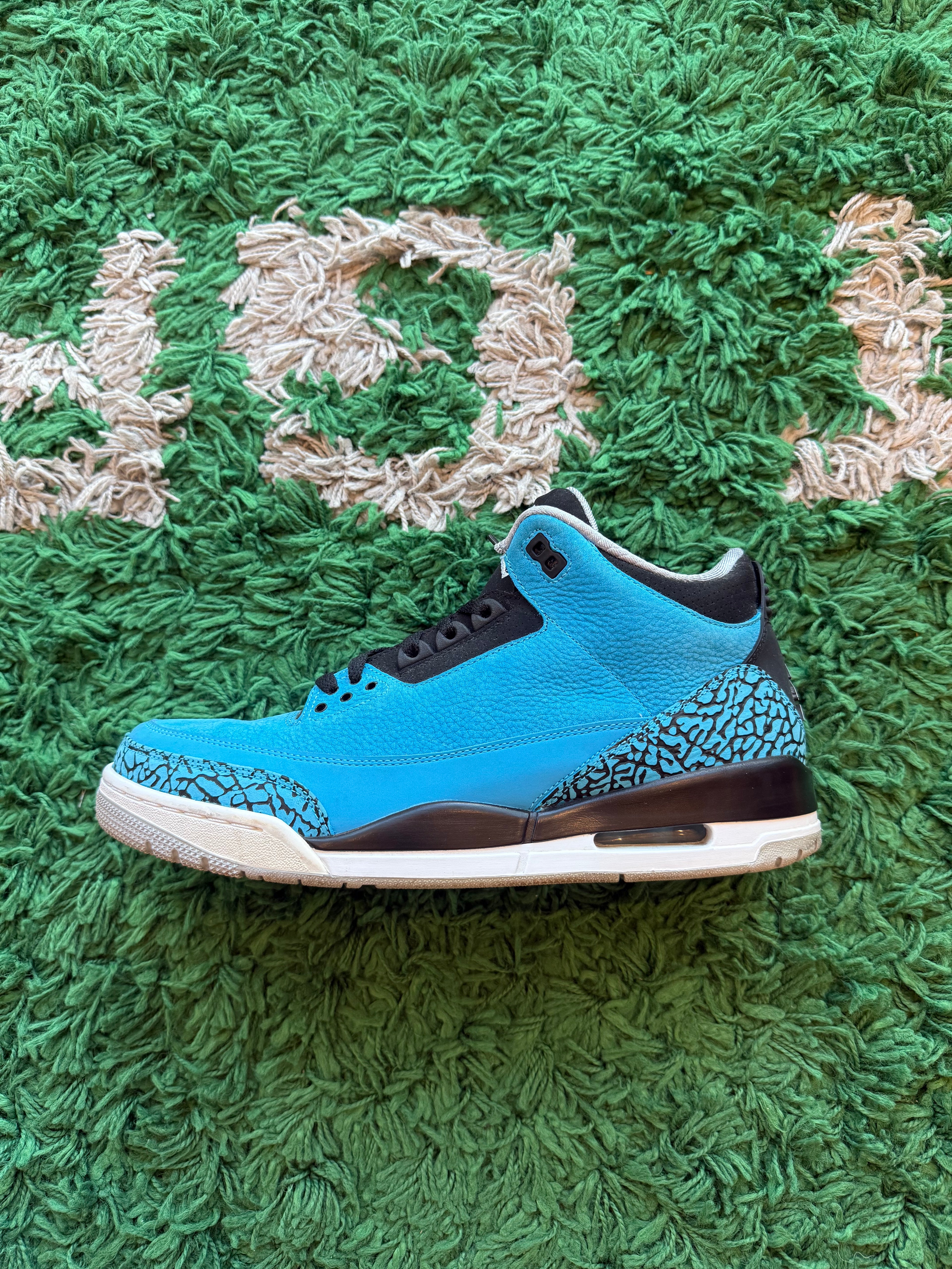 Jordan 3 Powder Blue